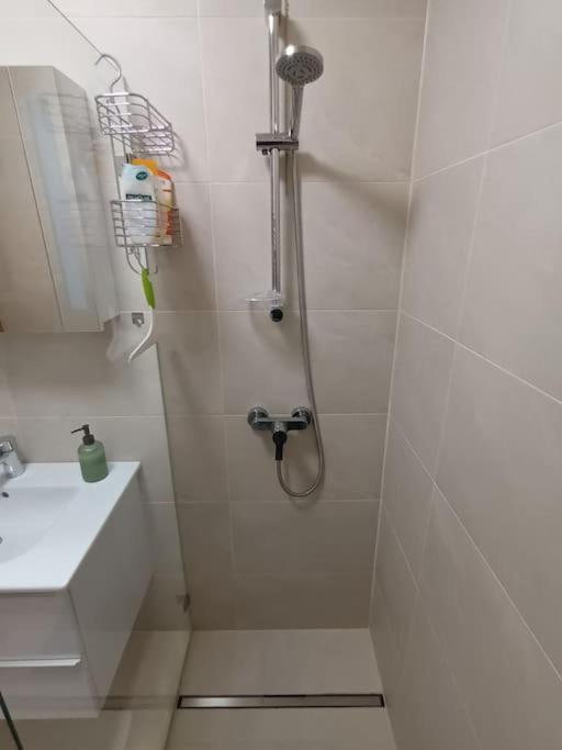 Modernes Apartment In Wien 외부 사진