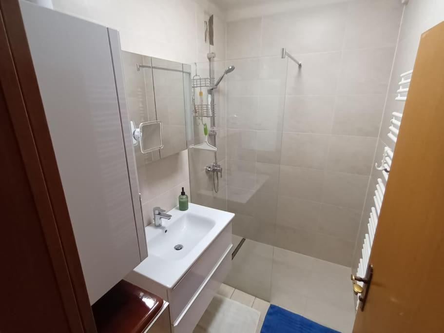Modernes Apartment In Wien 외부 사진